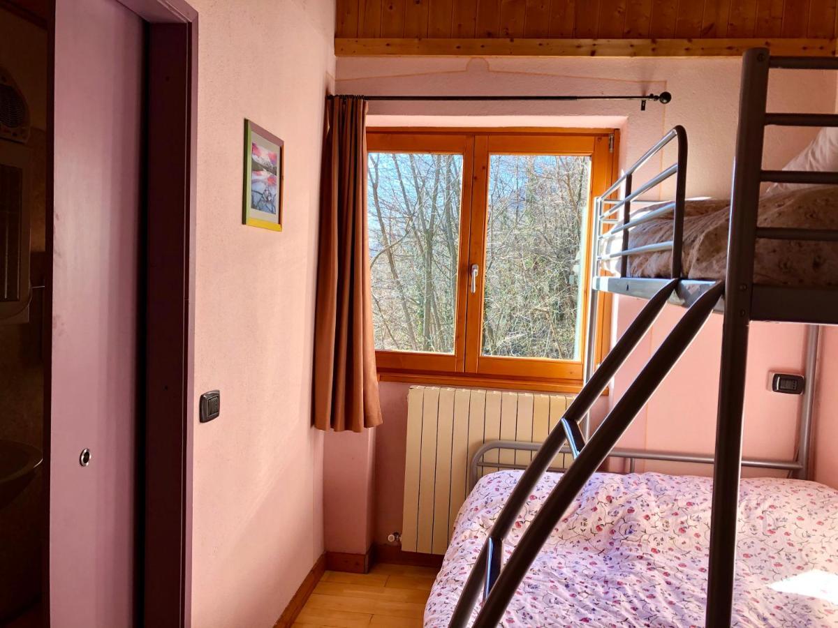 Agriturismo Cavria Castione Andevenno Bagian luar foto